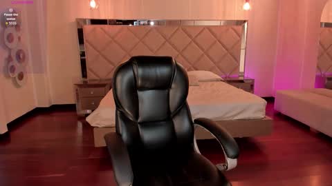  Hanna Connor  online show from February 21, 9:18 pm