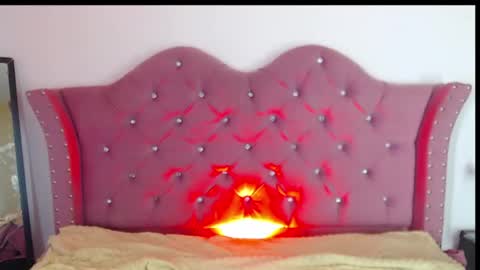 hannacruzsj online show from July 26, 2:31 am