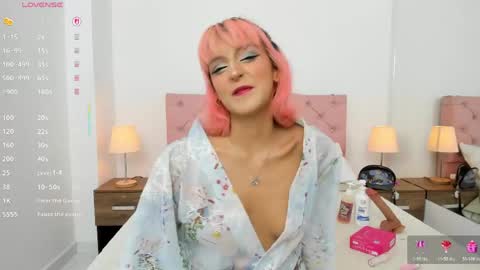 Hannah online show from April 21, 1:42 am