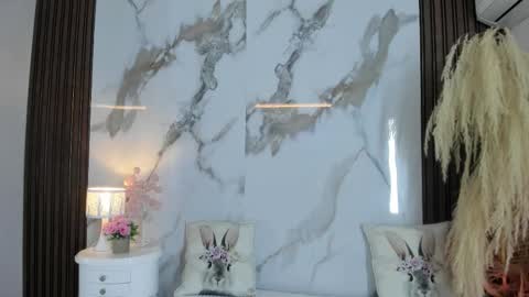 Hannahill69 online show from November 26, 6:54 am