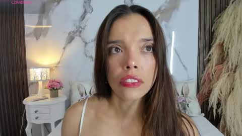 Hannahill69 online show from March 6, 4:44 am