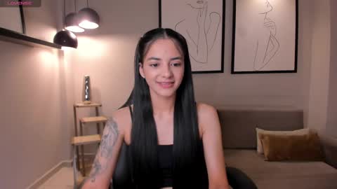 HANNAH J online show from March 3, 5:41 pm