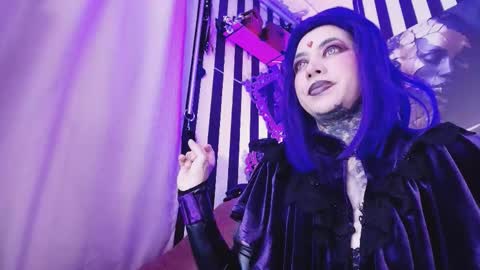 FOLLOW ME INTA MOONXMAFE online show from March 6, 11:37 pm