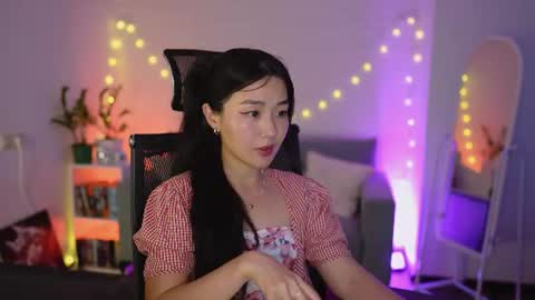 hannarosie online show from July 20, 4:42 pm