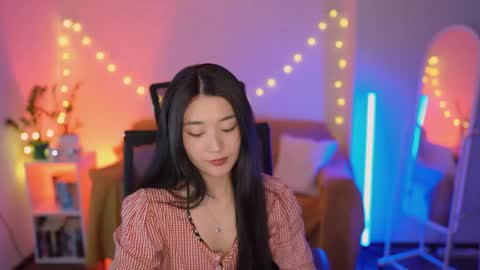 hannarosie online show from April 21, 7:21 pm