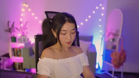 hannarosie online show from July 7, 5:17 pm