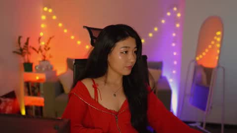 hannarosie online show from June 24, 4:14 pm