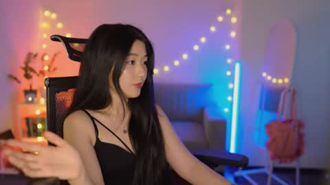 hannarosie online show from June 5, 4:01 pm
