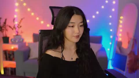 hannarosie online show from June 21, 6:25 pm