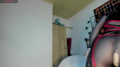   hannasofia x        Schedule 700 -1400GTM-5 online show from October 31, 2:28 pm