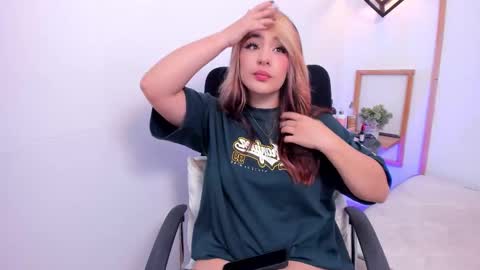 Hanny online show from December 2, 2:26 pm