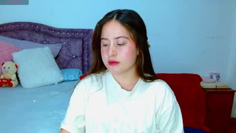 isabella   online show from June 5, 11:10 pm