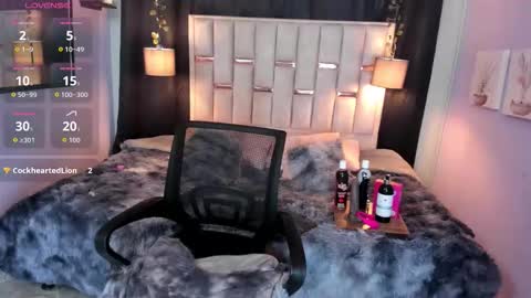 Hanzking01 online show from October 7, 7:48 am