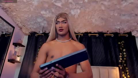 Hanzking01 online show from October 17, 9:08 pm