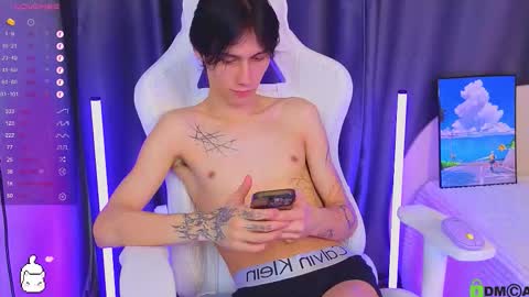 Mark online show from January 15, 1:36 am