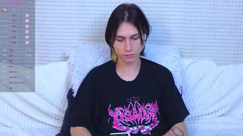 Mark online show from October 6, 11:00 pm