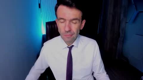 Steve online show from October 29, 1:57 pm