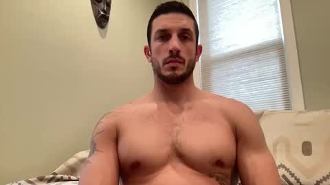 hard_runner_ online show from November 3, 4:08 pm