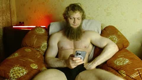 Valentino Hard online show from February 25, 8:01 pm