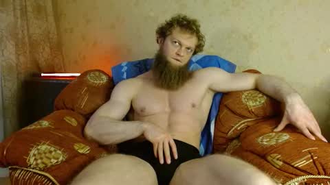 Valentino Hard online show from December 4, 8:03 am