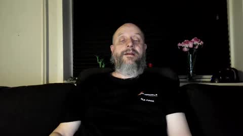 MrLazy online show from April 18, 3:30 am