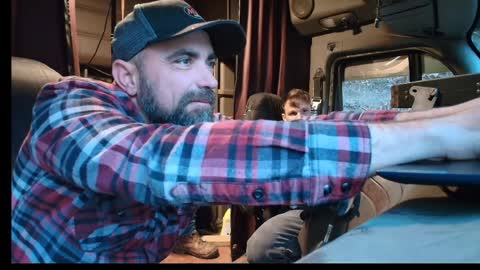 hardworkertn online show from April 7, 6:10 pm