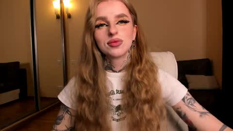 Julia online show from April 22, 5:47 am