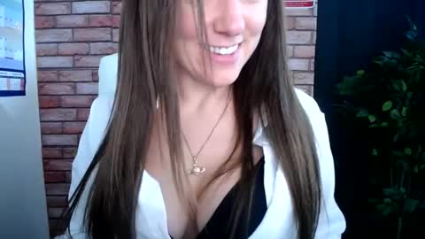 harleyrebz online show from December 15, 8:43 am