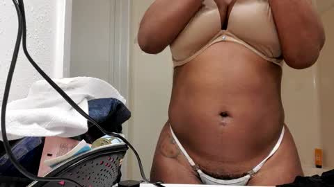 Harmonie Marquise online show from March 5, 8:21 pm