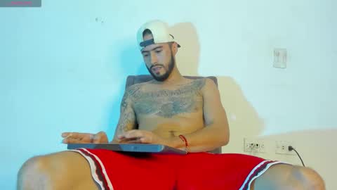 harold_999 online show from April 22, 8:38 pm