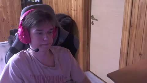 harry_gray_ online show from July 23, 3:09 pm
