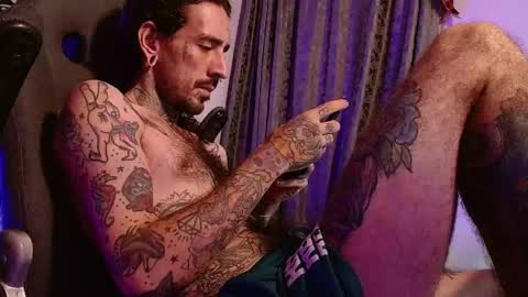 OMAR online show from April 21, 2:51 am