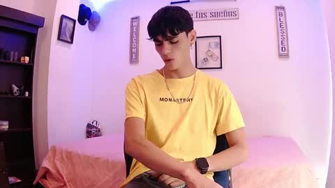 Snapshot of harrythomson1 chatting on September 18, 6:56 pm harry thomson online show from September 18, 6:56 pm