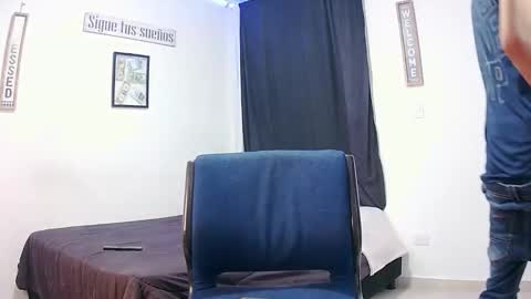 harry thomson online show from November 2, 4:23 am