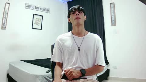 harry thomson online show from April 7, 11:18 pm