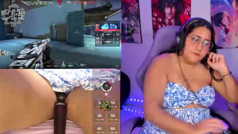 karen  online show from December 22, 1:45 am