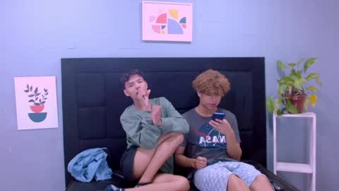 Hasan and Barry Boyfriends online show from January 12, 2:09 pm