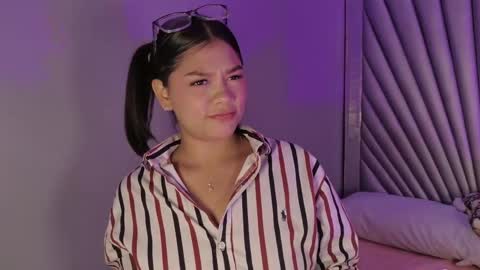 hatsajones online show from April 21, 4:19 am