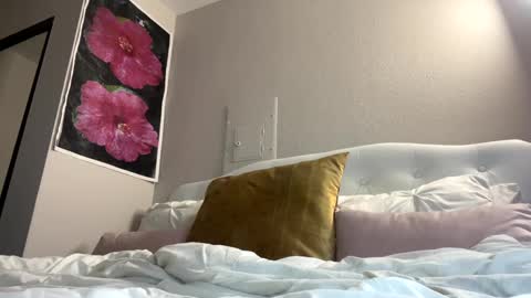 hawaiigirl_ online show from September 26, 4:09 am