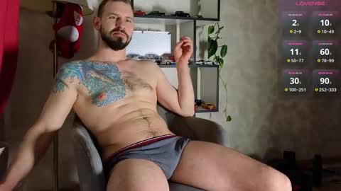 HaydenMuscled online show from February 13, 6:33 pm