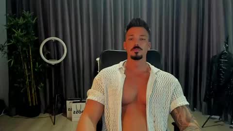 HaydenSpears online show from June 3, 12:30 pm