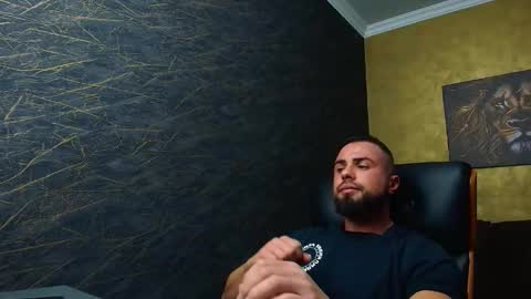 HayesWood online show from November 4, 5:53 am