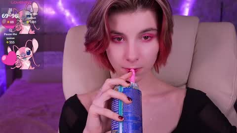 haylaamber online show from March 2, 11:20 pm