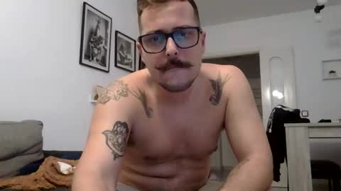 haze_john online show from April 21, 1:42 am