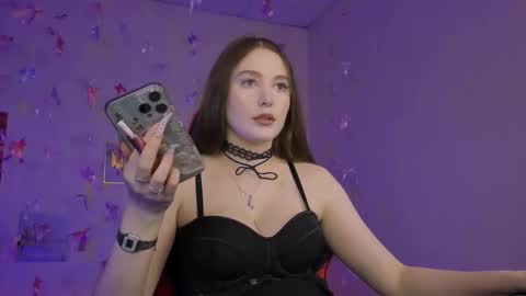 Hazel online show from February 18, 8:36 am