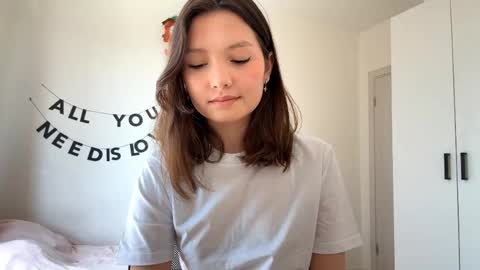 Kira online show from May 6, 10:10 am