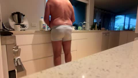 h babe online show from February 13, 7:50 pm