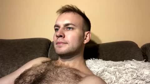 heart4u8642 online show from October 26, 3:44 pm