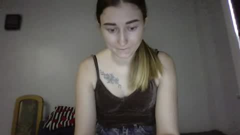 heart_in_your_hands online show from March 6, 9:03 pm