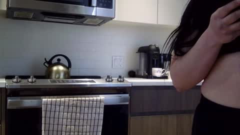 heatwavee online show from January 30, 2:15 pm